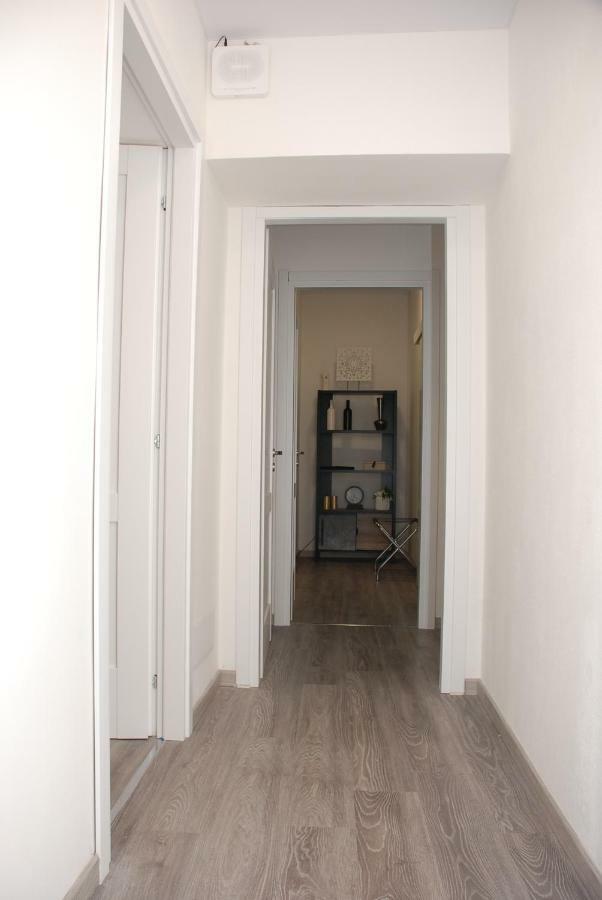 Dolce Sbadiglio 2 Hotel Каляри Екстериор снимка