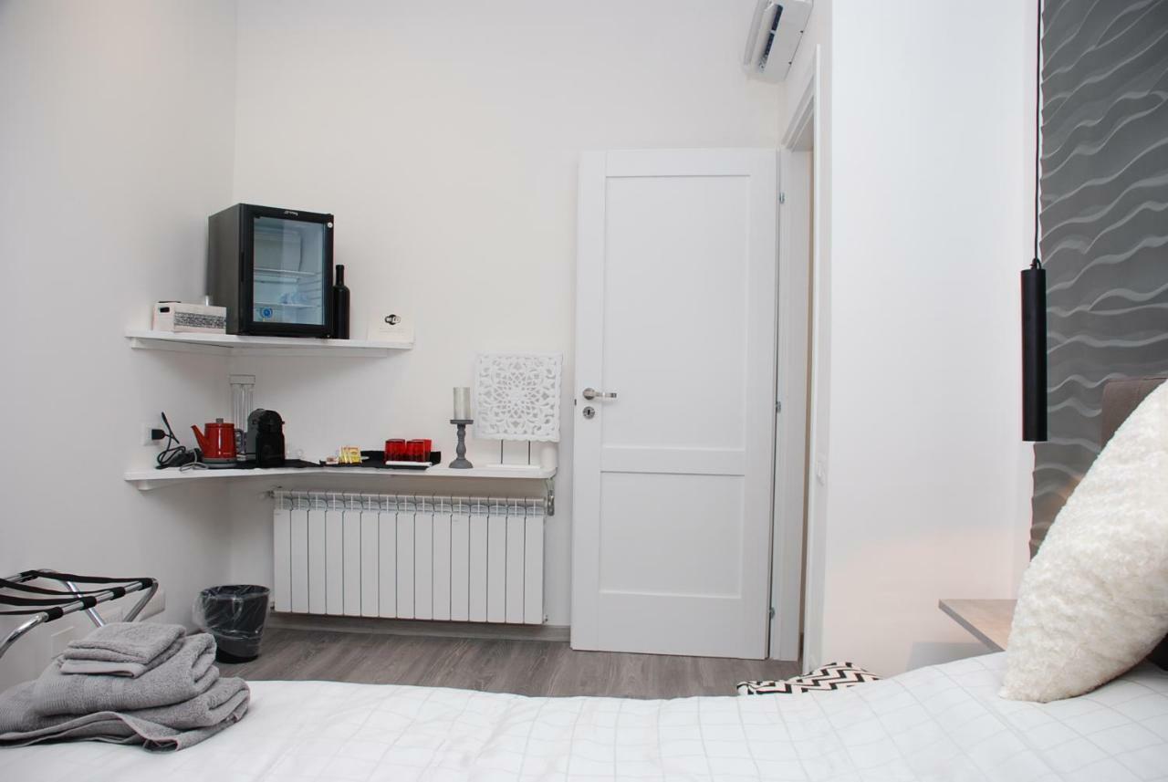 Dolce Sbadiglio 2 Hotel Каляри Екстериор снимка