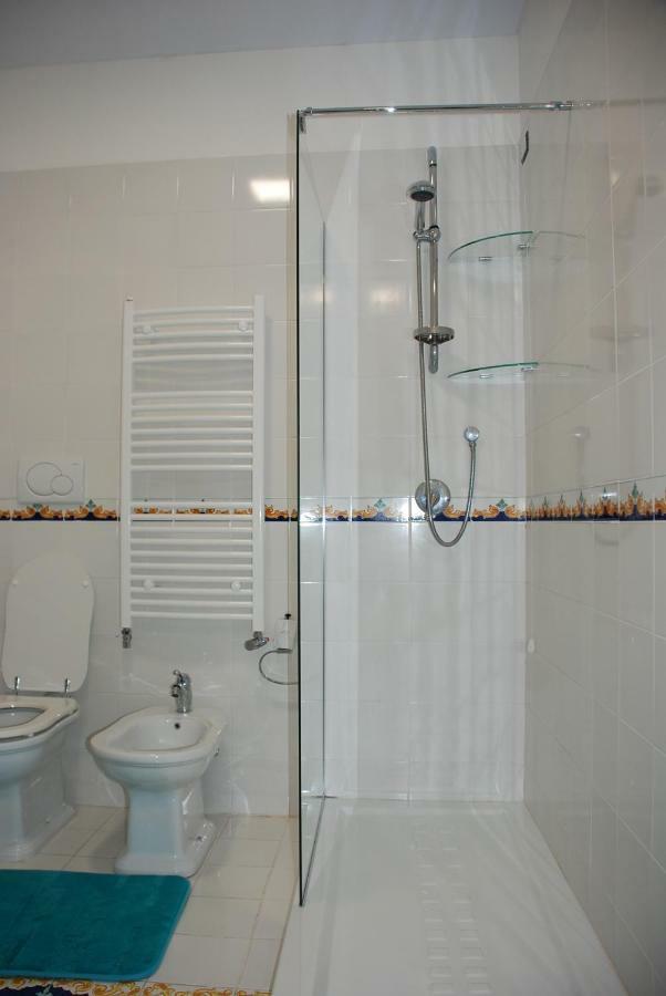 Dolce Sbadiglio 2 Hotel Каляри Екстериор снимка