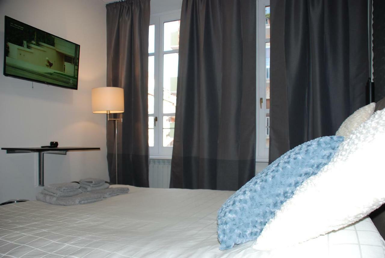 Dolce Sbadiglio 2 Hotel Каляри Екстериор снимка